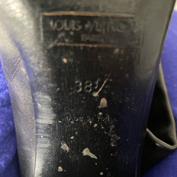 Louis Vuitton boots - Picture 3 of 5